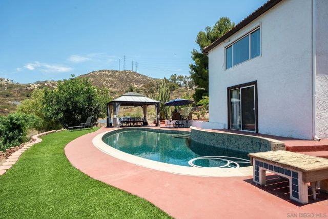 2410 Euclid Ave, El Cajon, CA 92019