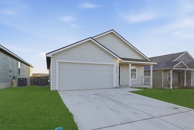 1052 W Shutter Way, Kerrville, TX 78028