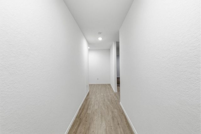 1052 W Shutter Way, Kerrville, TX 78028