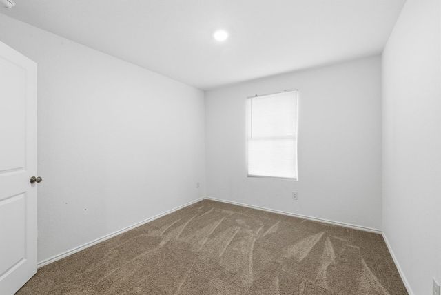 1052 W Shutter Way, Kerrville, TX 78028