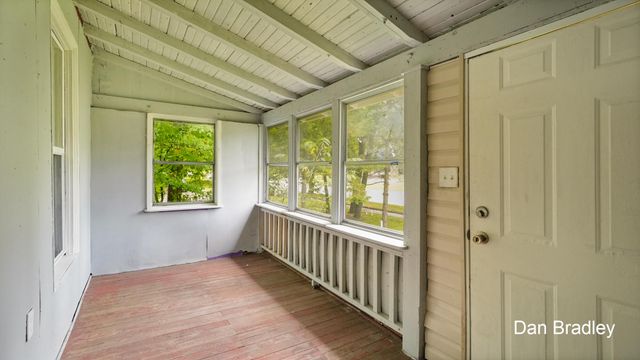 908 S Lafayette Street, Greenville, MI 48838