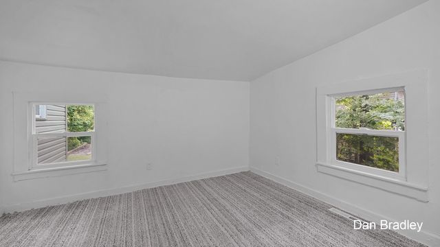 908 S Lafayette Street, Greenville, MI 48838