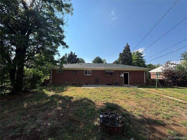 664 W Longview Ave, Littleton, CO 80120