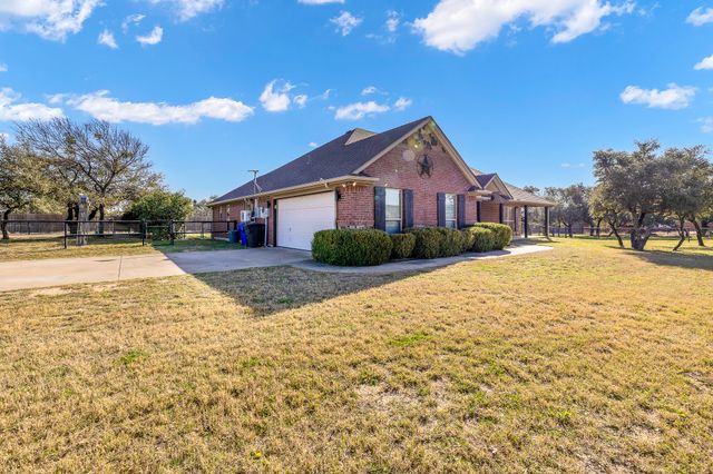 116 Miramar Circle, Weatherford, TX 76085