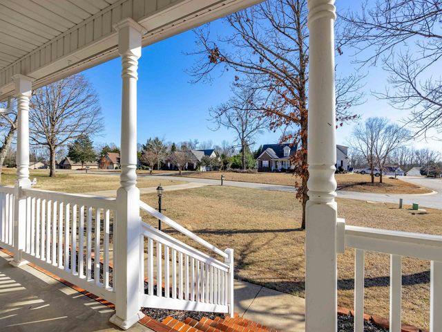 160 Blake Garrison Drive, Roebuck, SC 29376