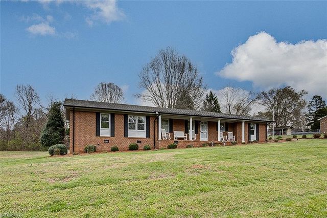 411 Kimrey Street, Ramseur, NC 27316