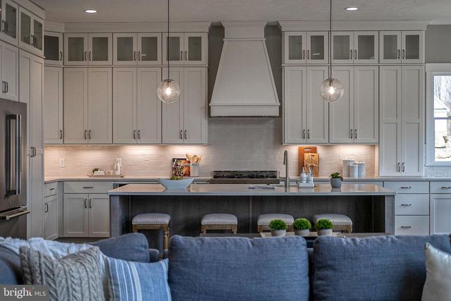 1737 SHADYSIDE RD #AP, Downingtown, PA 19335