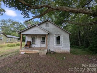 4548 Springs Road, Conover, NC 28613