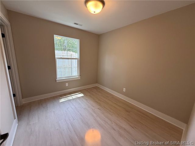 623 Main St, Jeffersonville, IN 47130