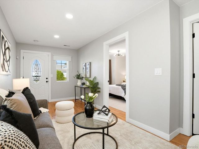 2555 N Clarkson Street, Denver, CO 80205