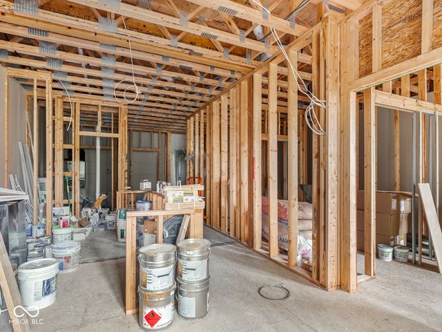 319 E 16th Street 206, Indianapolis, IN 46202