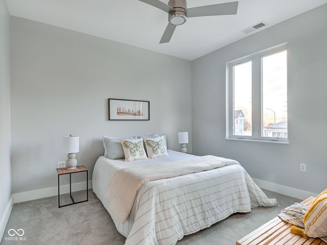 319 E 16th Street 206, Indianapolis, IN 46202