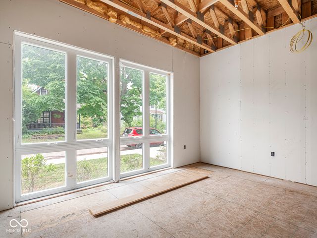 319 E 16th Street 206, Indianapolis, IN 46202