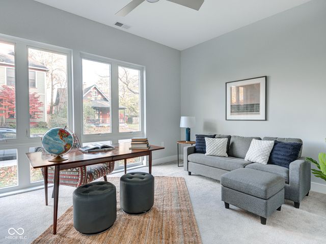 319 E 16th Street 206, Indianapolis, IN 46202