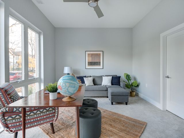 319 E 16th Street 206, Indianapolis, IN 46202