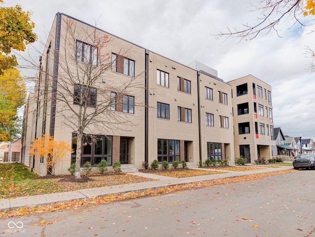 319 E 16th Street 206, Indianapolis, IN 46202