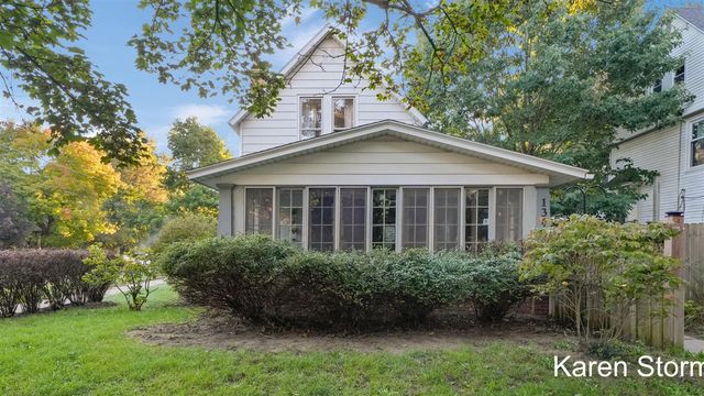 134 Fitzhugh Avenue, Grand Rapids, MI 49506