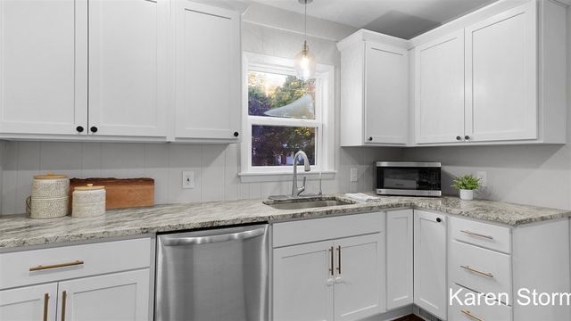 134 Fitzhugh Avenue, Grand Rapids, MI 49506