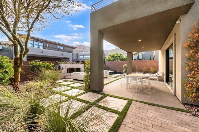 10263 Jade Gardens Drive, Las Vegas, NV 89135