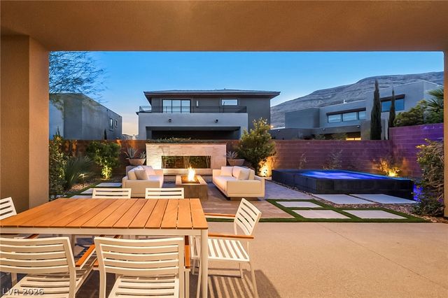 10263 Jade Gardens Drive, Las Vegas, NV 89135