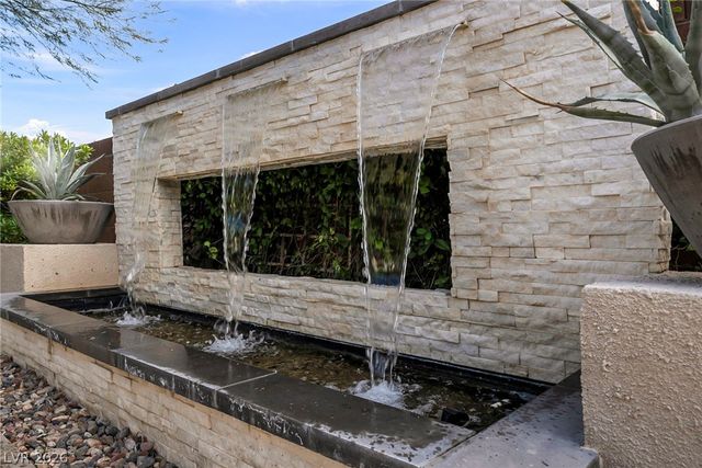 10263 Jade Gardens Drive, Las Vegas, NV 89135