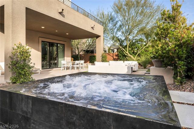 10263 Jade Gardens Drive, Las Vegas, NV 89135