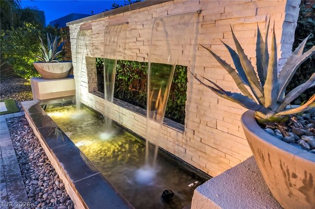 10263 Jade Gardens Drive, Las Vegas, NV 89135