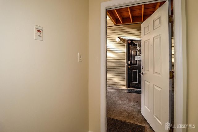 912 Del Negro Court, South Plainfield, NJ 07080