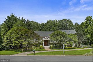 1681 ABBEY OAK DR, Vienna, VA 22182