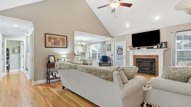 274 Live Oak Road, Ringgold, GA 30736