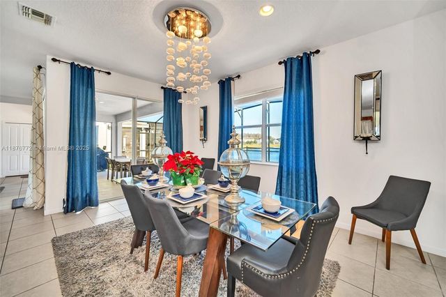 447 Marcello Blvd, Kissimmee, FL 34746