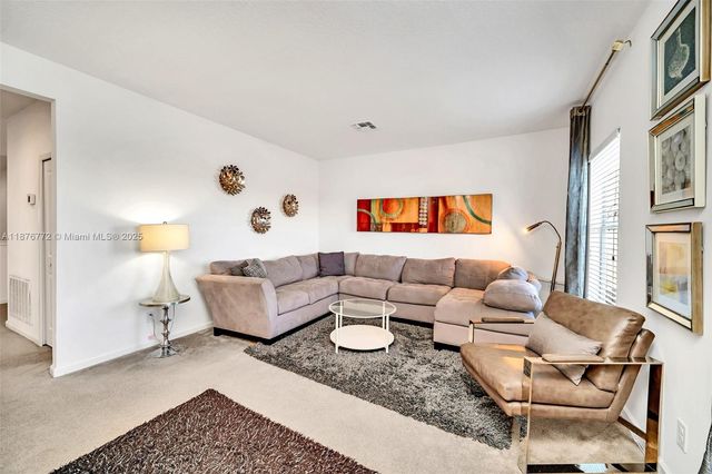 447 Marcello Blvd, Kissimmee, FL 34746