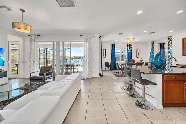 447 Marcello Blvd, Kissimmee, FL 34746