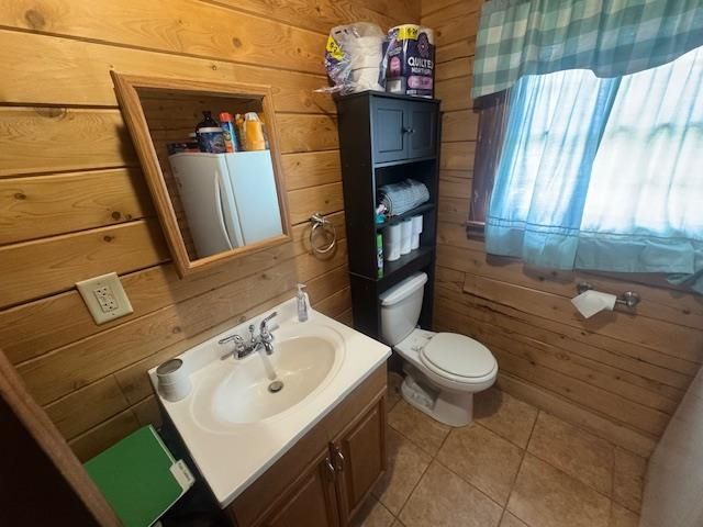599 Collinsville Road, Craftsbury, VT 05826