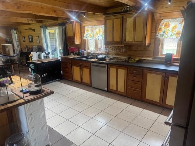 599 Collinsville Road, Craftsbury, VT 05826