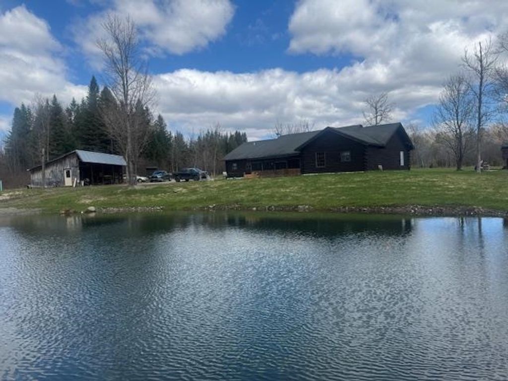 599 Collinsville Road, Craftsbury, VT 05826