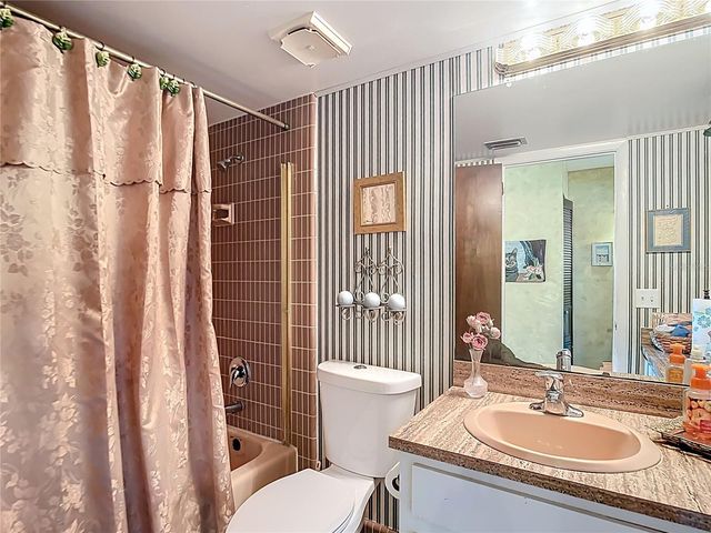 8186 BOCA GRANDE AVENUE, North Port, FL 34287