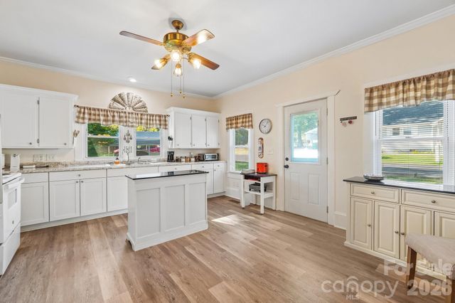 500 N Chapel Street, Landis, NC 28088