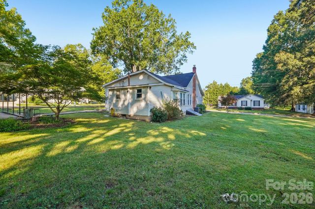 500 N Chapel Street, Landis, NC 28088