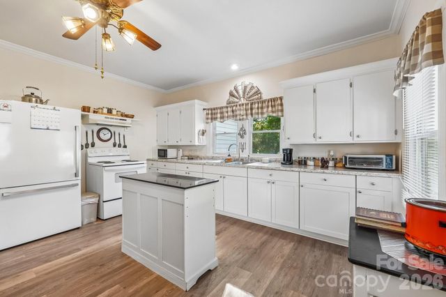 500 N Chapel Street, Landis, NC 28088