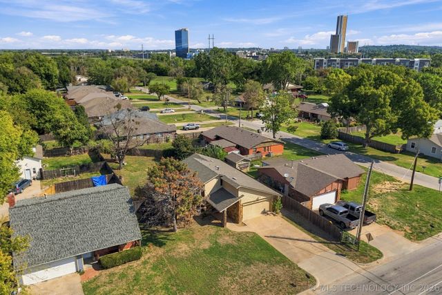 161 E K Place, Jenks, OK 74037