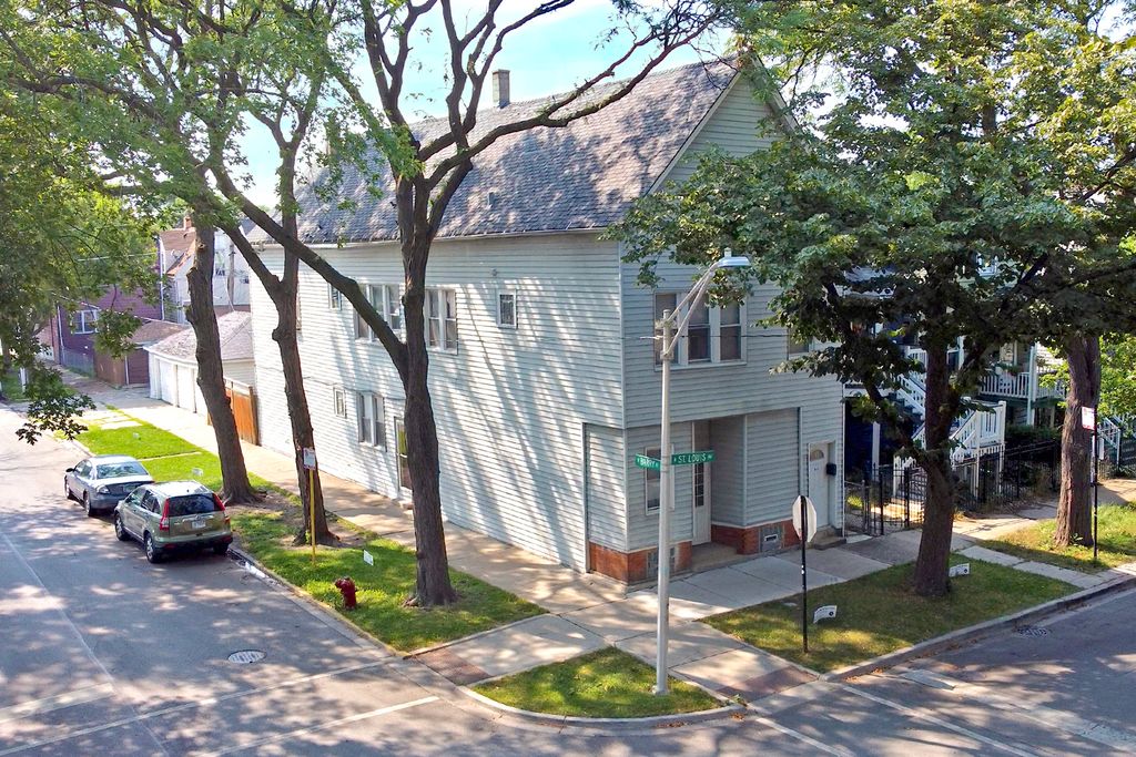 3100 N Saint Louis Avenue, Chicago, IL 60618