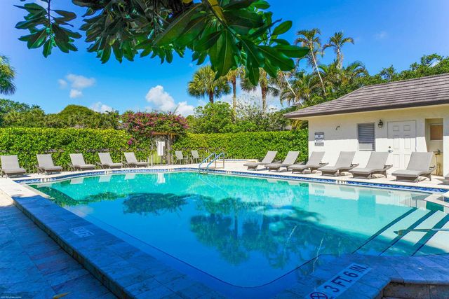 13334 Polo Club Road 235, Wellington, FL 33414
