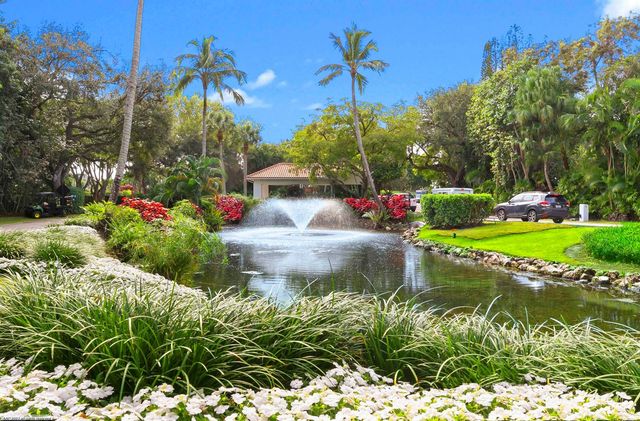 13334 Polo Club Road 235, Wellington, FL 33414