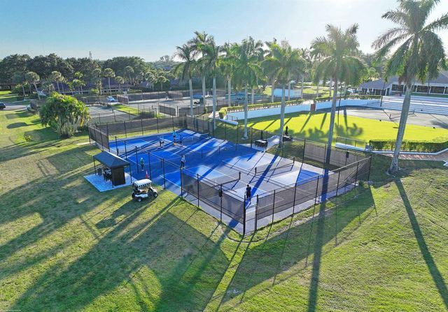 13334 Polo Club Road 235, Wellington, FL 33414