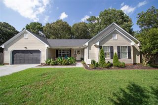 2402 Red Oak LN, Suffolk, VA 23434