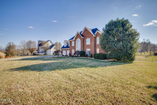 100 Barefoot Landing Drive, Blountville, TN 37617