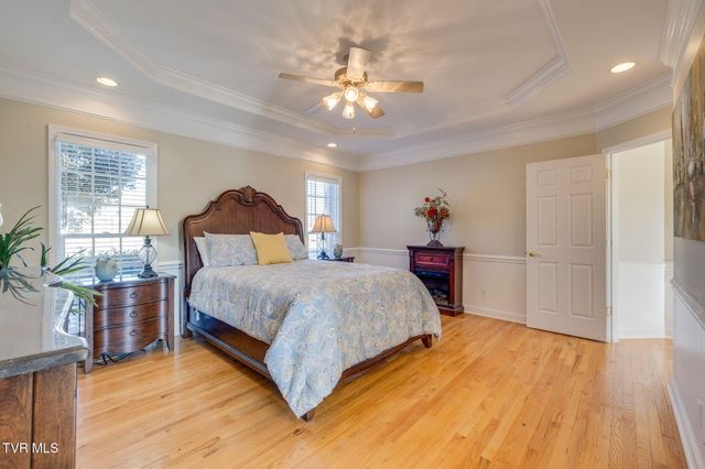 100 Barefoot Landing Drive, Blountville, TN 37617