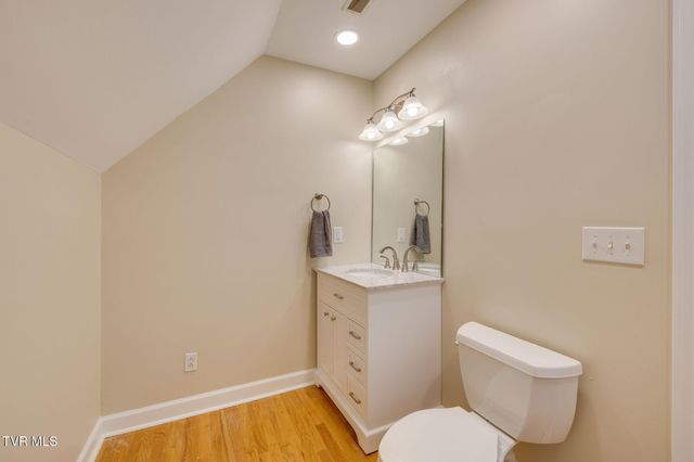 100 Barefoot Landing Drive, Blountville, TN 37617