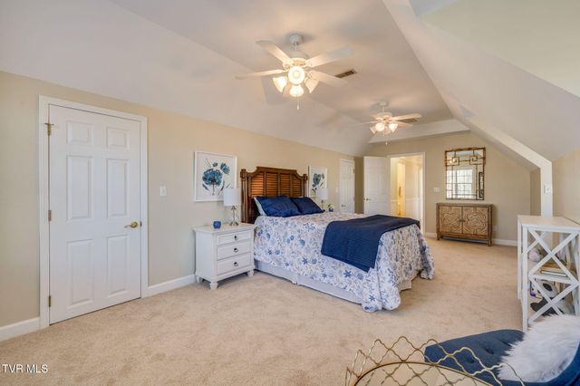 100 Barefoot Landing Drive, Blountville, TN 37617